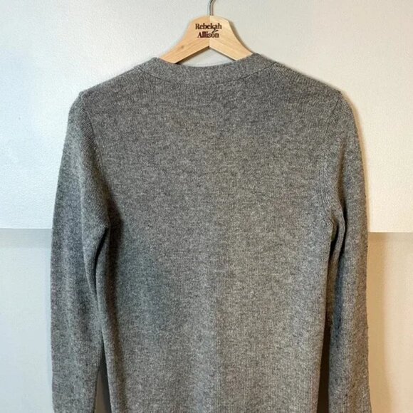 Tory Burch Wool & Cashmere Blend V-Neck Cardigan Sweater in Gray Size XXS - Picture 8 of 13